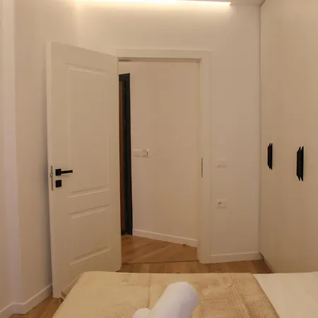 Golden Space 2 Appartement Kashari
